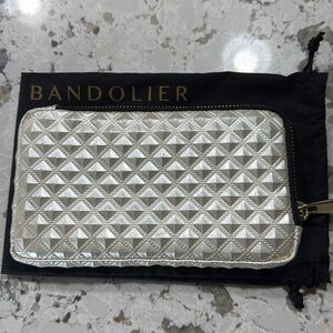 Bandolier Extended Pouch, in Creme/gold Sheila style